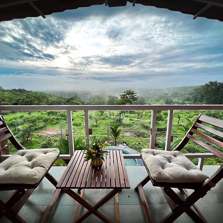 Mars Jungle Adventure Stud Farm With Private Jacuzzi Villa Narsinge ภายนอก รูปภาพ