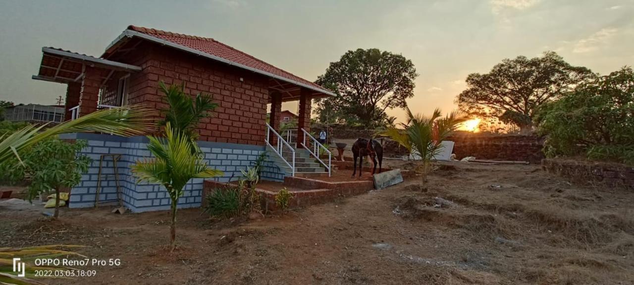 Mars Jungle Adventure Stud Farm With Private Jacuzzi Villa Narsinge ภายนอก รูปภาพ